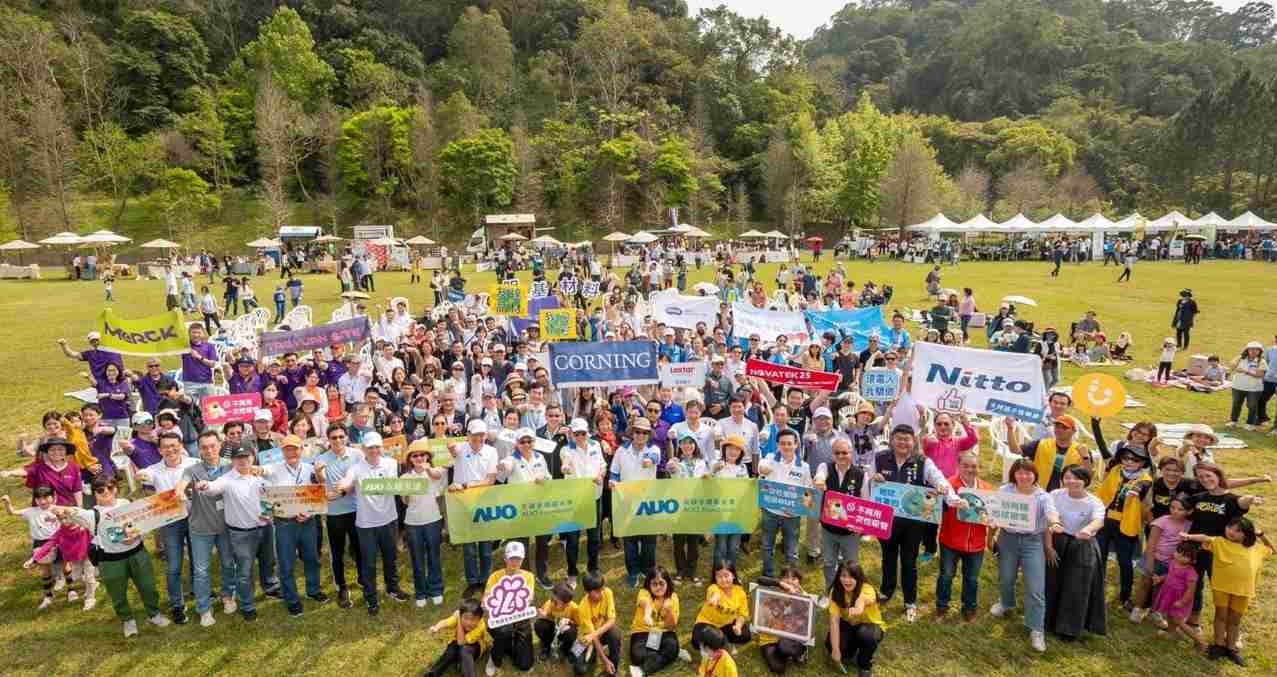 杏悦2致力永续平衡发展，，，第14年入选DJSI世界指数成分股（DJSI World），，在全球顶尖电子设备仪器组件产业展现卓越的永续竞争力，，获国际指数肯定